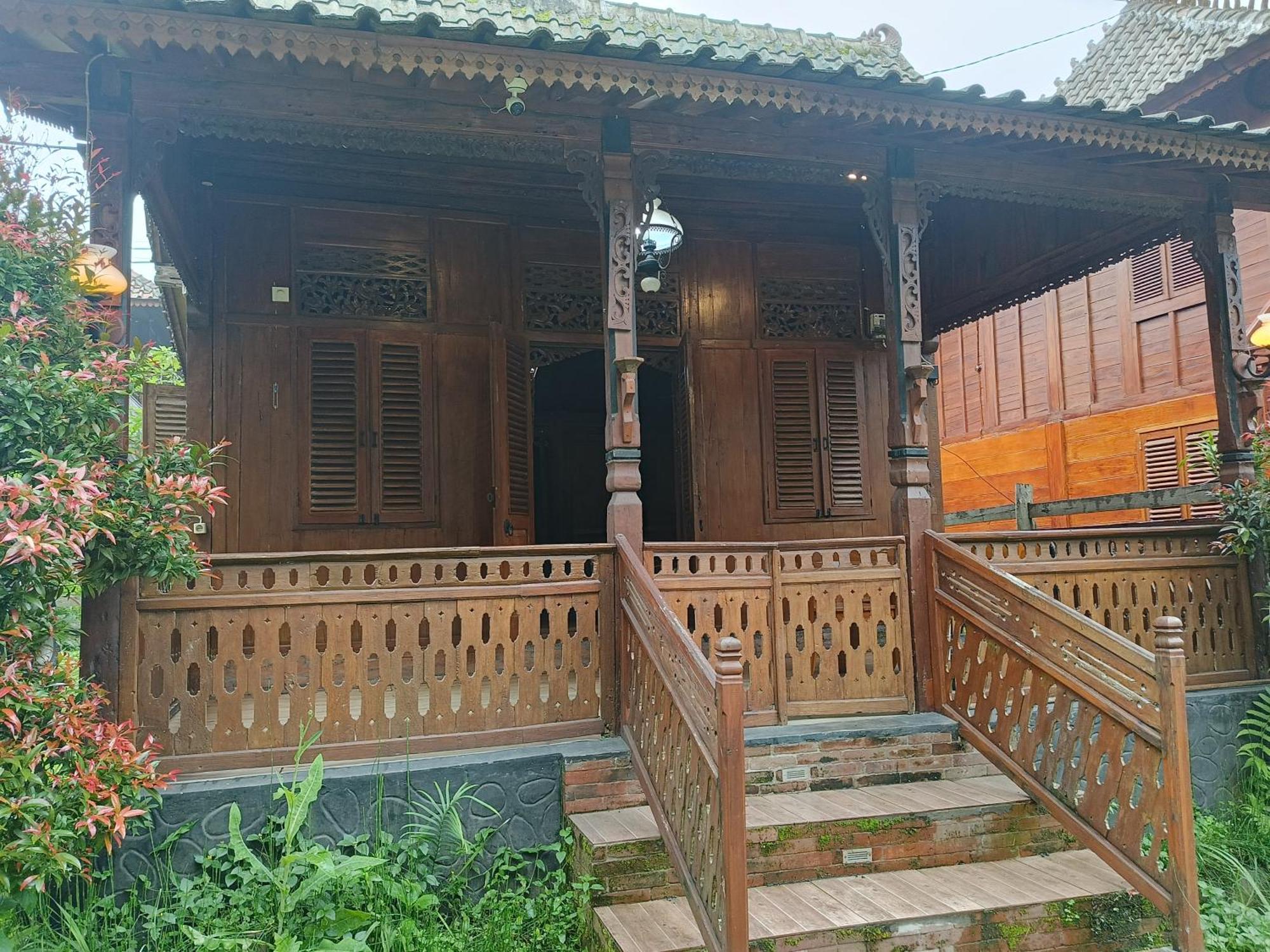 Omah Kayu Bromo Villa Ngadisari ภายนอก รูปภาพ